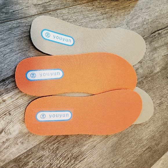 Youyun Velcro Sneaker US Womens size 5 - Picture 6 of 6